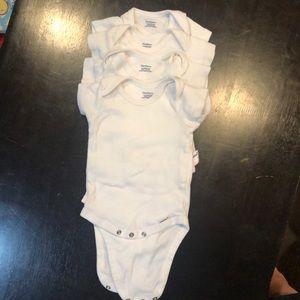 4-pack Gerber onesies
